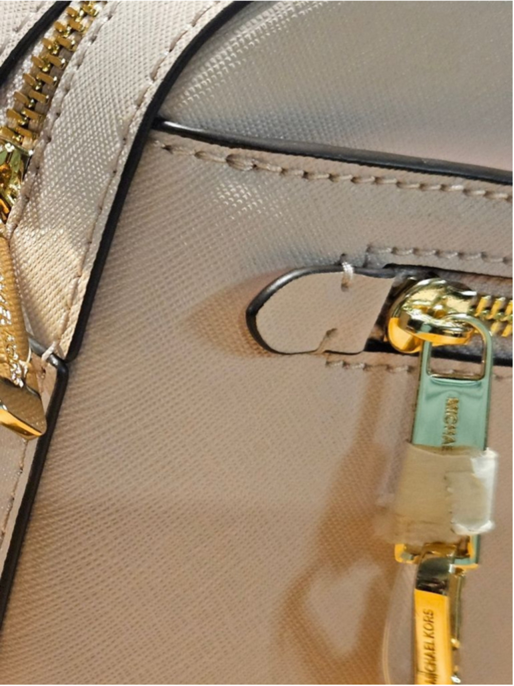 Michael Kors Crossbody Bag One Size Pink with Gold Chain - Picture 4 of 16